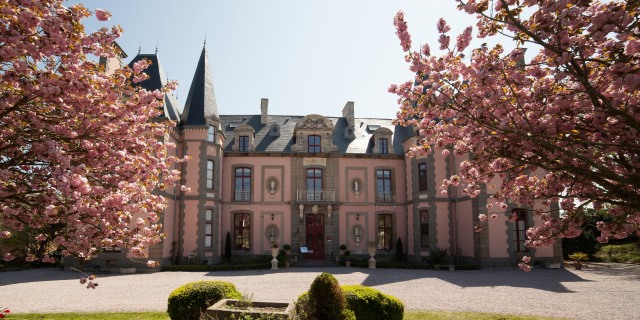 Château Hôtel du Colombier - Home